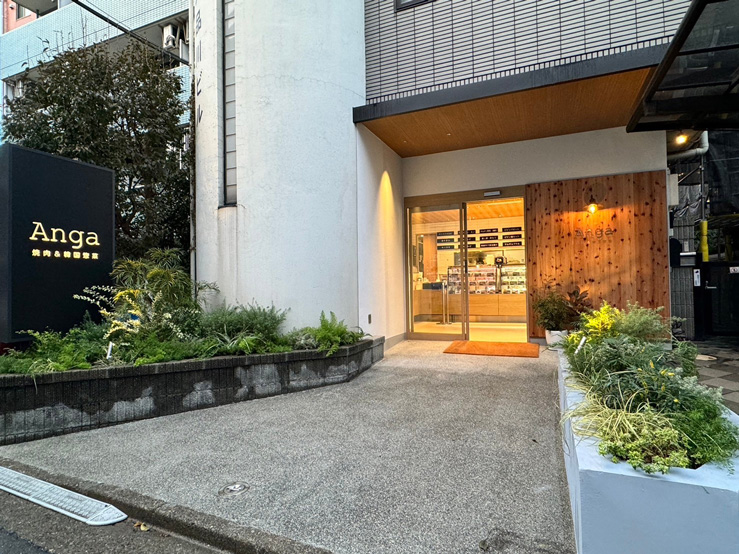 123fb6a81db48a96e23bd1e943a47568